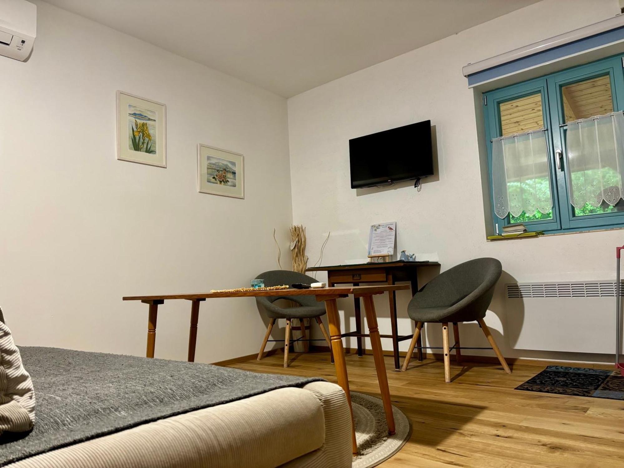 Apartmany Uprostred Zelene Lednice Exterior foto